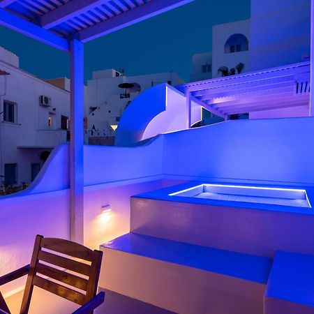 Aerenia Luxury Suites Karterádos Eksteriør billede
