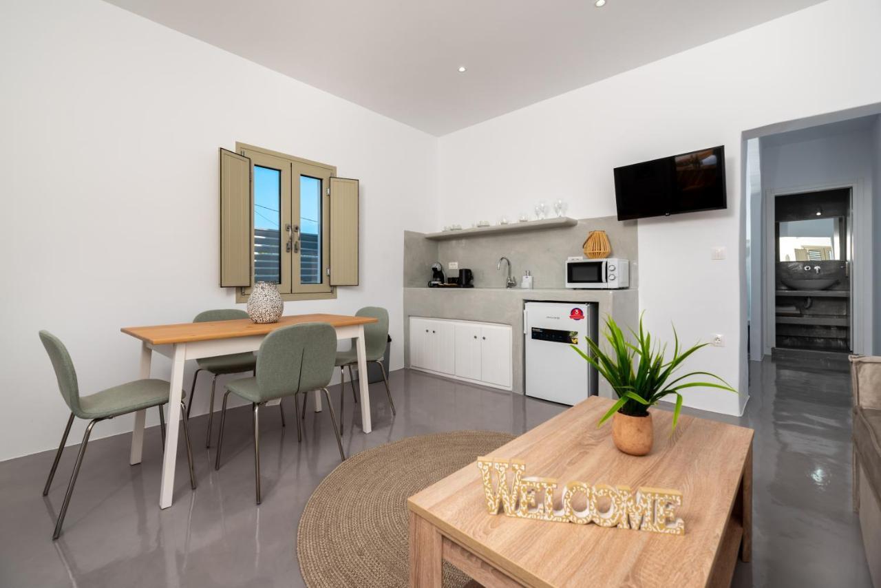 Aerenia Luxury Suites Karterádos Eksteriør billede