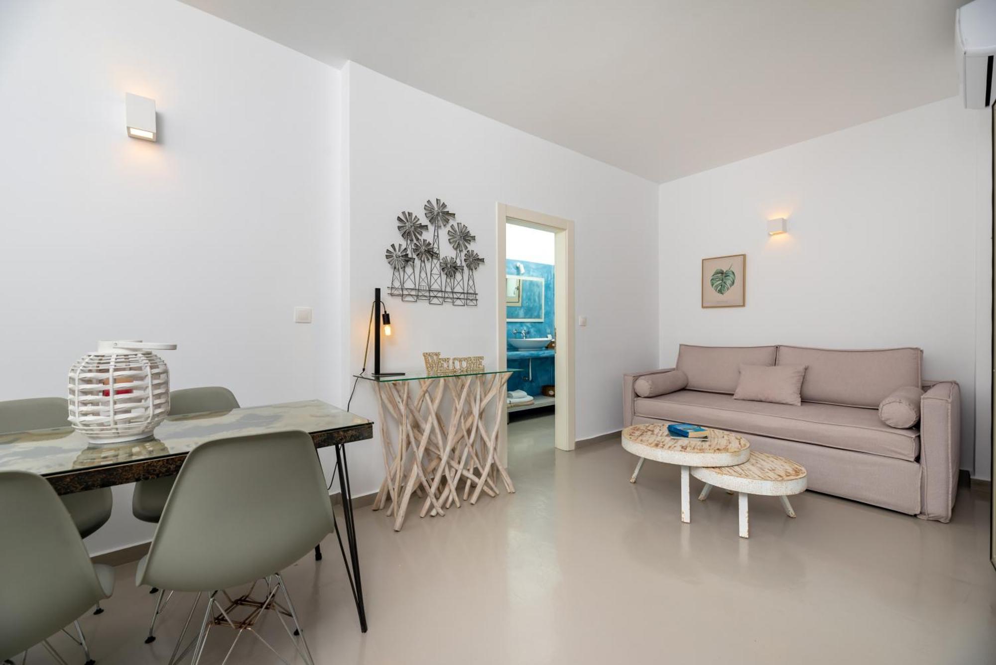 Aerenia Luxury Suites Karterádos Eksteriør billede